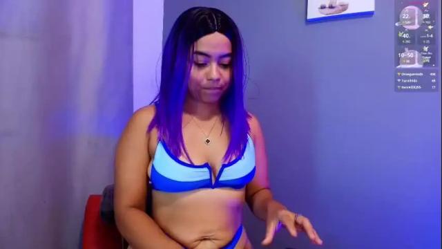 Image 7 of jade_brunnette Stream on Chaturbate on 13 days ago