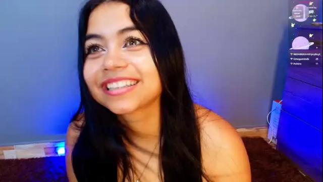 Image 12 of jade_brunnette Stream on Chaturbate on 9 days ago