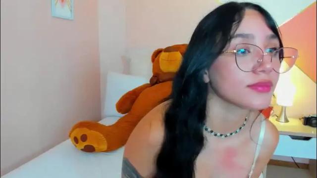 Image 2 of jade_evergreen_ Stream on Chaturbate on 1 month ago