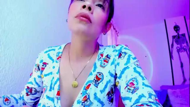 Image 6 of jade_flirt Stream on Chaturbate on 6 months ago