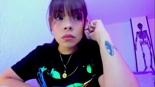 Image 2 of jade_flirt Stream on Chaturbate on 6 months ago