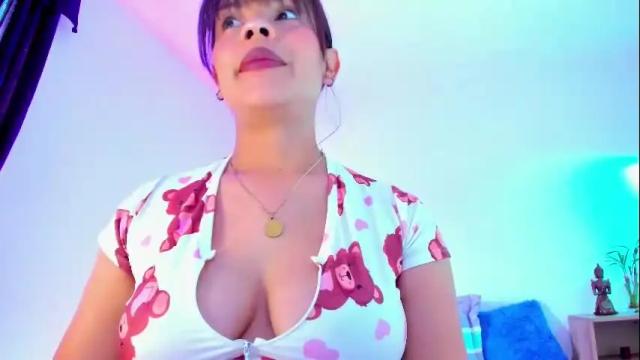 Image 4 of jade_flirt Stream on Chaturbate on 4 months ago