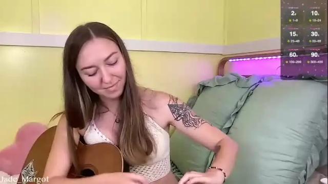 Image 7 of jade_margot Stream on Chaturbate on 2 months ago