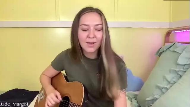 Image 3 of jade_margot Stream on Chaturbate on 2 months ago