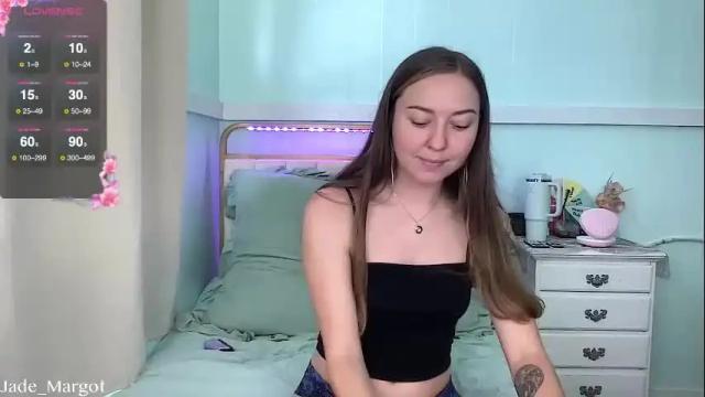 Image 4 of jade_margot Stream on Chaturbate on 1 month ago