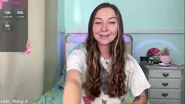 Image 4 of jade_margot Stream on Chaturbate on 29 days ago