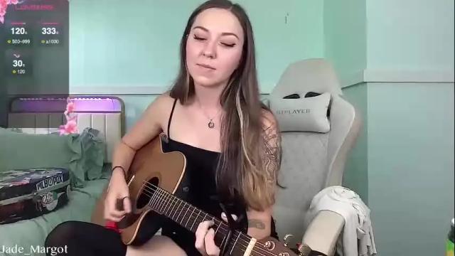 Image 8 of jade_margot Stream on Chaturbate on 11 days ago