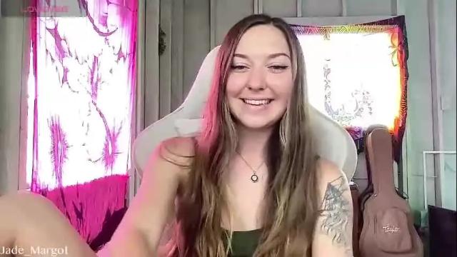 Image 4 of jade_margot Stream on Chaturbate on 3 months ago