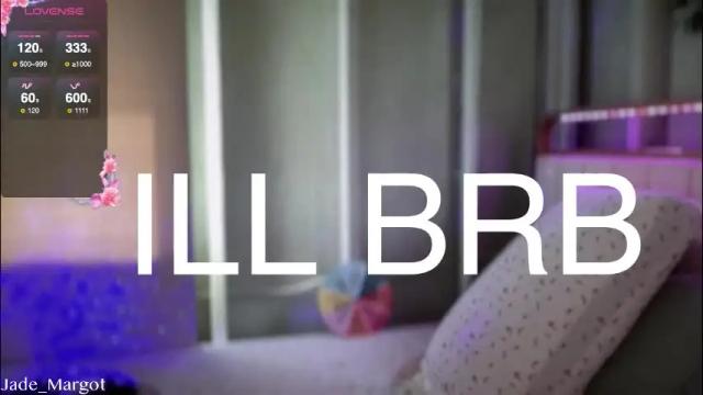 Image 12 of jade_margot Stream on Chaturbate on 2 months ago