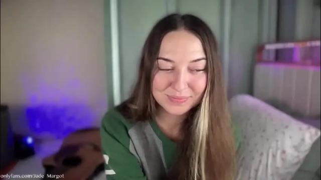 Image 4 of jade_margot Stream on Chaturbate on 1 month ago