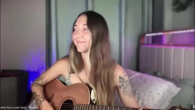 Image 3 of jade_margot Stream on Chaturbate on 1 month ago