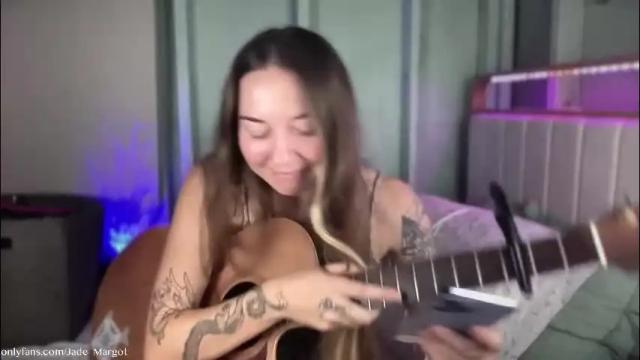 Image 8 of jade_margot Stream on Chaturbate on 1 month ago