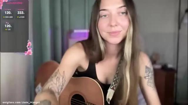 Image 11 of jade_margot Stream on Chaturbate on 28 days ago