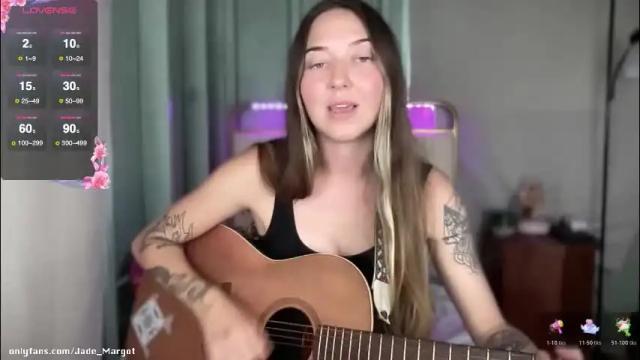 Image 12 of jade_margot Stream on Chaturbate on 28 days ago