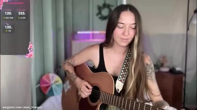 Image 6 of jade_margot Stream on Chaturbate on 28 days ago