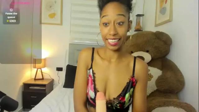 Image 4 of jade_obi Stream on Chaturbate on 2 months ago