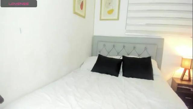 Image 10 of jade_obi Stream on Chaturbate on 1 month ago