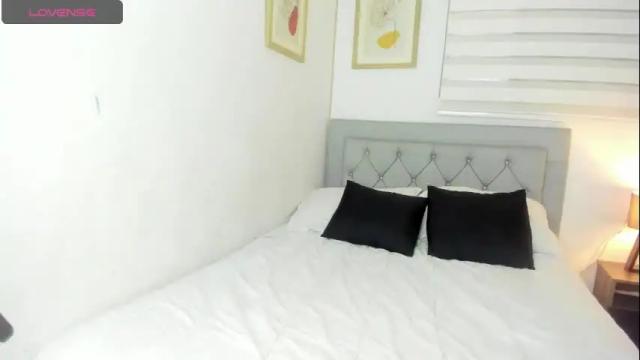 Image 11 of jade_obi Stream on Chaturbate on 1 month ago