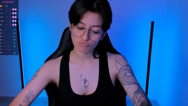 Image 3 of jade_of Stream on Chaturbate on 19 months ago
