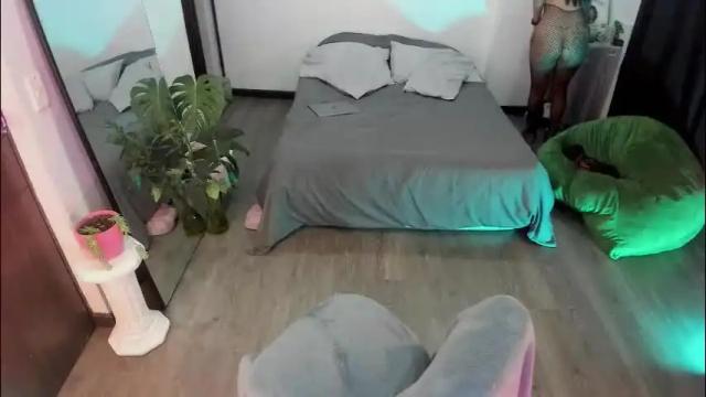 Image 4 of jade_porn Stream on Chaturbate on 1 month ago