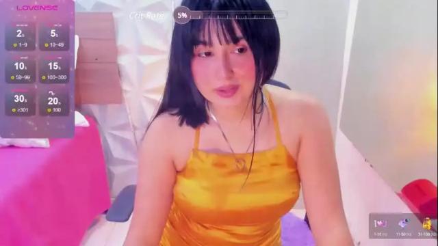 Image 3 of jade_wells Stream on Chaturbate on 14 days ago