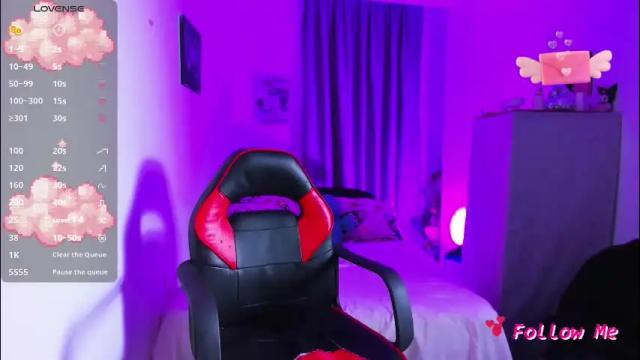 Image 2 of jadebenett Stream on Chaturbate on 1 month ago