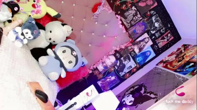 Image 2 of jadee_williamss Stream on Chaturbate on 3 months ago