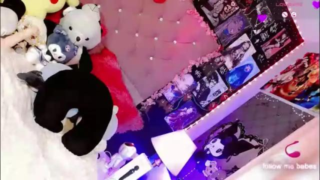 Image 12 of jadee_williamss Stream on Chaturbate on 2 months ago