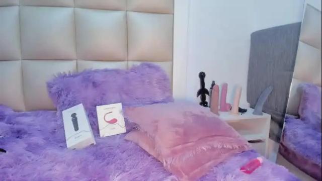 Image 11 of jadeestudios Stream on Chaturbate on 1 month ago