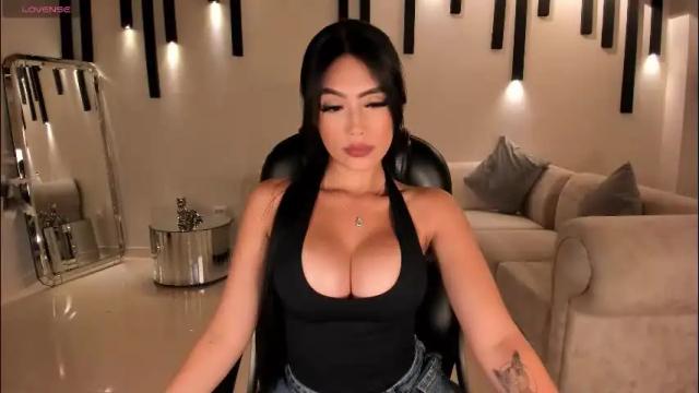 Image 12 of jadeevansx Stream on Chaturbate on 2 months ago
