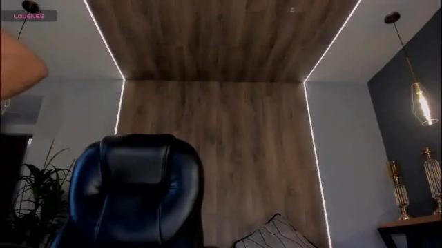 Image 2 of jadeevansx Stream on Chaturbate on 2 months ago