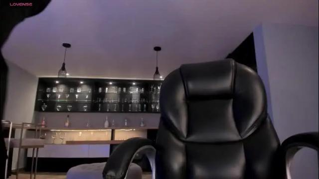 Image 4 of jadeevansx Stream on Chaturbate on 1 month ago