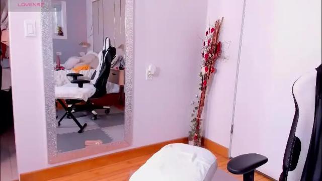 Image 3 of jadeh_williams02 Stream on Chaturbate on 1 month ago