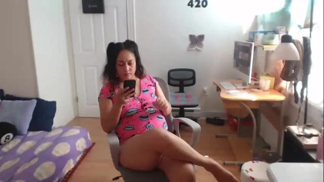 Image 12 of jadelondonxo Stream on Chaturbate on 2 months ago