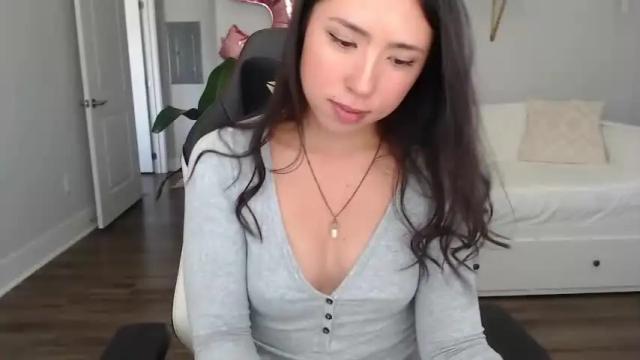 Image 7 of jadelove_ Stream on Chaturbate on 9 months ago