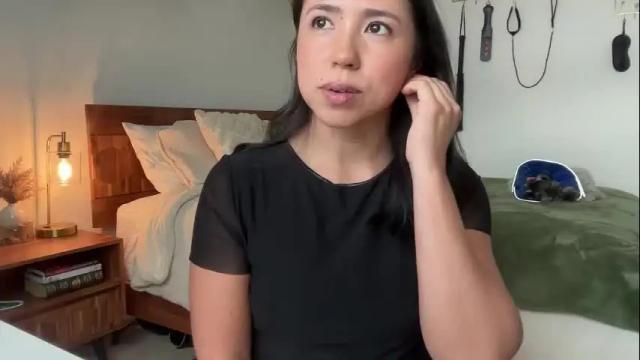 Image 12 of jadelove_ Stream on Chaturbate on 4 months ago