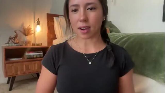 Image 8 of jadelove_ Stream on Chaturbate on 2 months ago