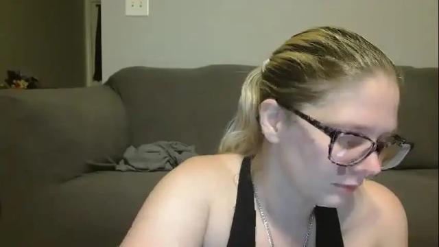 Image 7 of jadeluv Stream on Chaturbate on 14 months ago