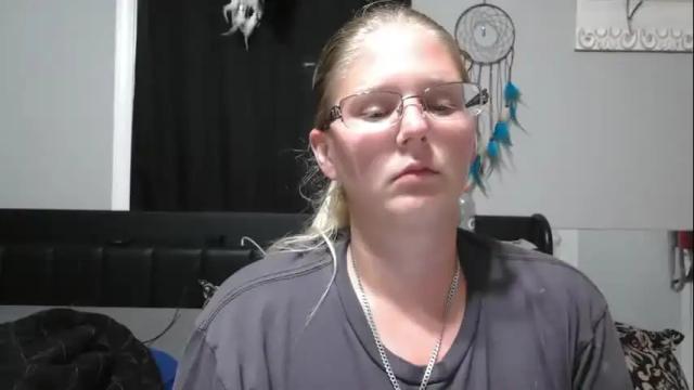 Image 12 of jadeluv Stream on Chaturbate on 23 days ago