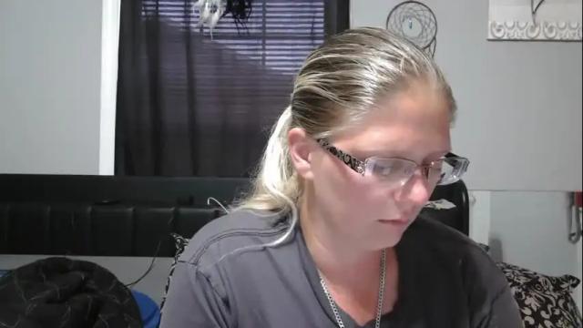 Image 6 of jadeluv Stream on Chaturbate on 23 days ago