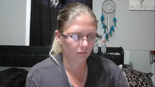 Image 8 of jadeluv Stream on Chaturbate on 23 days ago