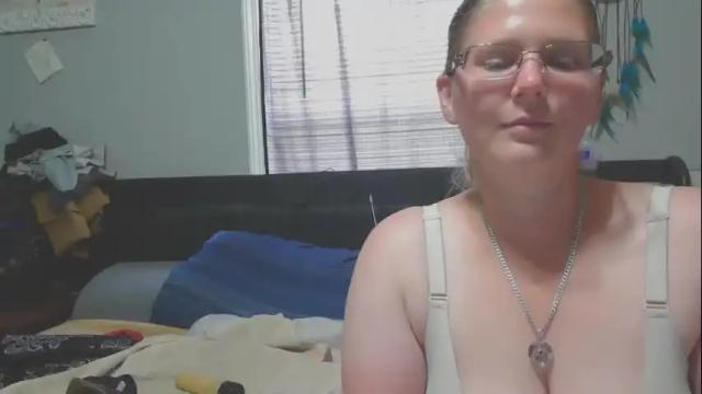 Image 8 of jadeluv Stream on Chaturbate on 7 months ago