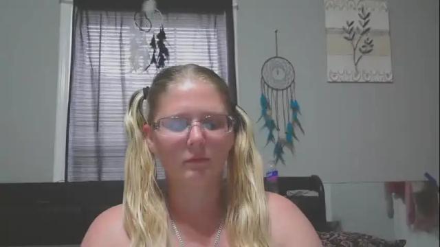 Image 3 of jadeluv Stream on Chaturbate on 6 months ago