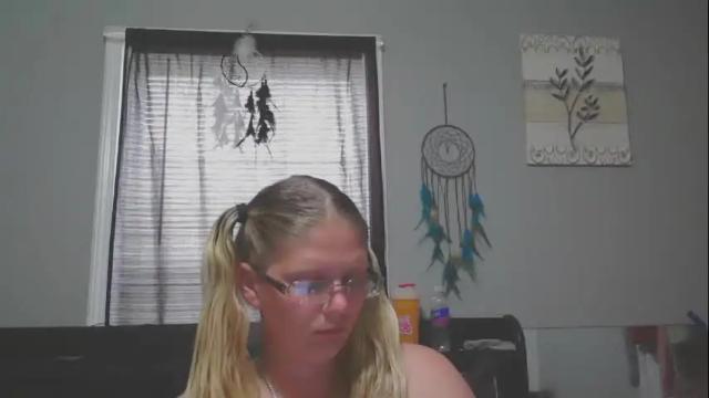 Image 7 of jadeluv Stream on Chaturbate on 6 months ago