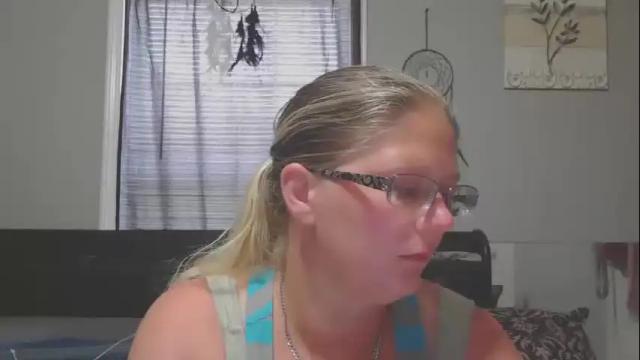 Image 12 of jadeluv Stream on Chaturbate on 6 months ago