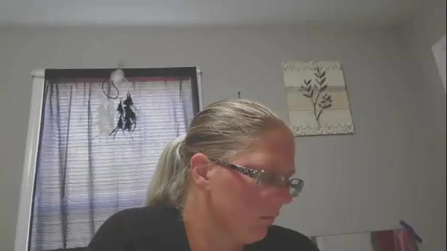 Image 10 of jadeluv Stream on Chaturbate on 3 months ago