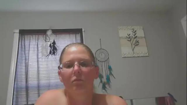 Image 7 of jadeluv Stream on Chaturbate on 3 months ago