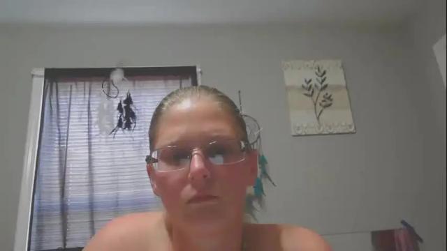 Image 8 of jadeluv Stream on Chaturbate on 3 months ago