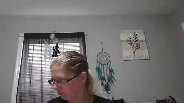 Image 12 of jadeluv Stream on Chaturbate on 2 months ago