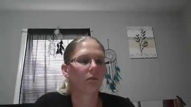 Image 8 of jadeluv Stream on Chaturbate on 2 months ago